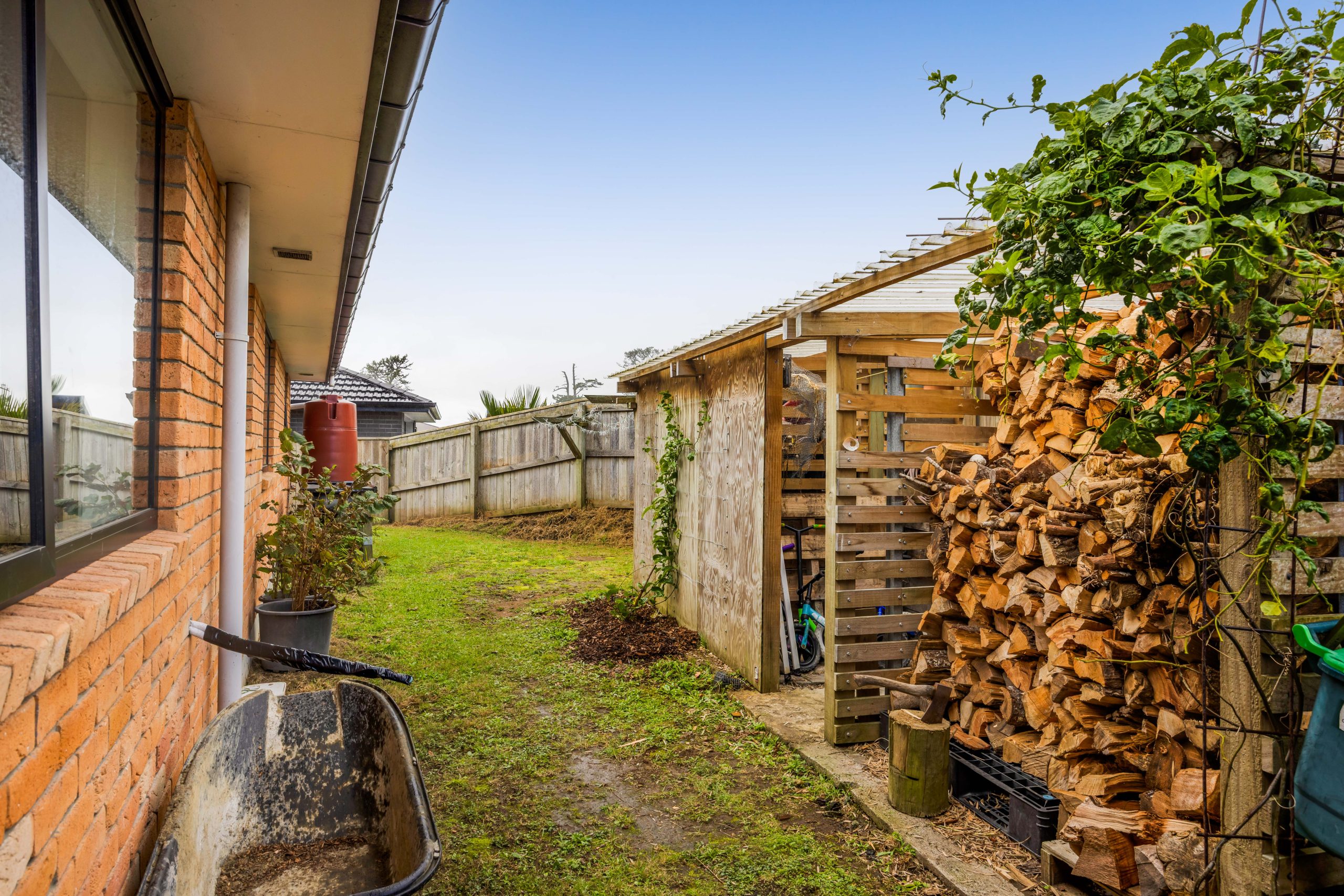 13 Carthew Street, Okato, Taranaki 4335 NZ