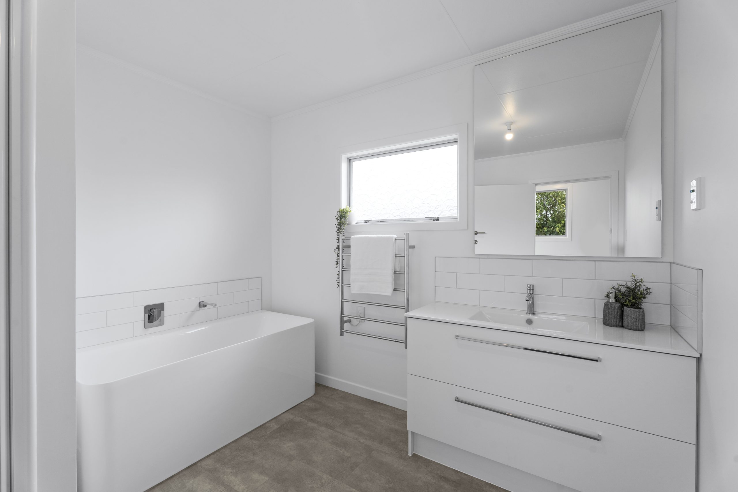 7 York Crescent, Westown, Taranaki 4310 NZ