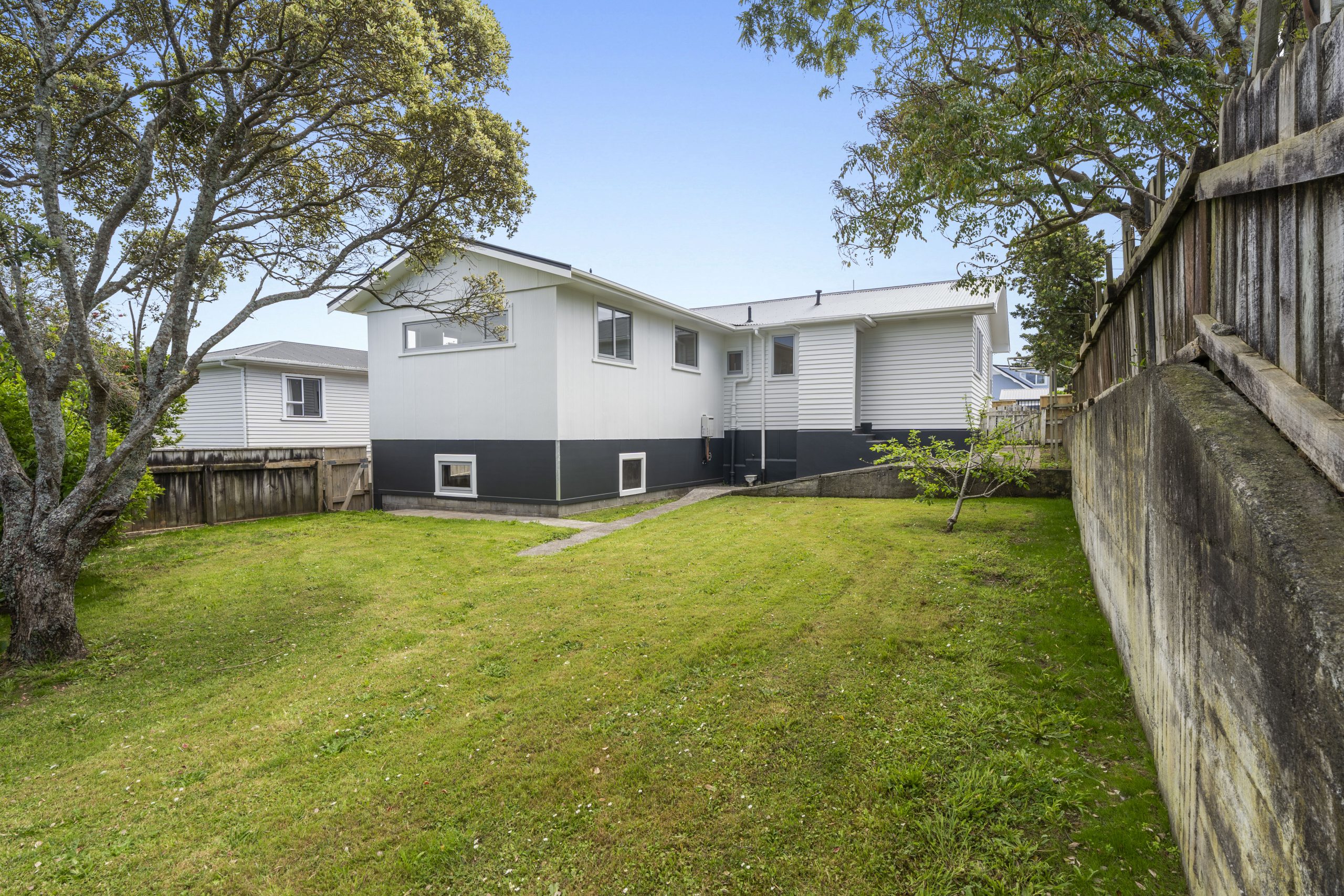7 York Crescent, Westown, Taranaki 4310 NZ