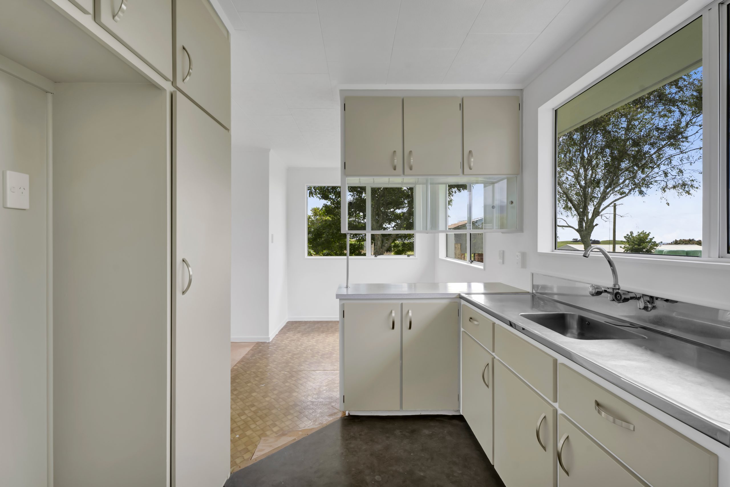 6 Leith Road, Okato, Taranaki 4335 NZ