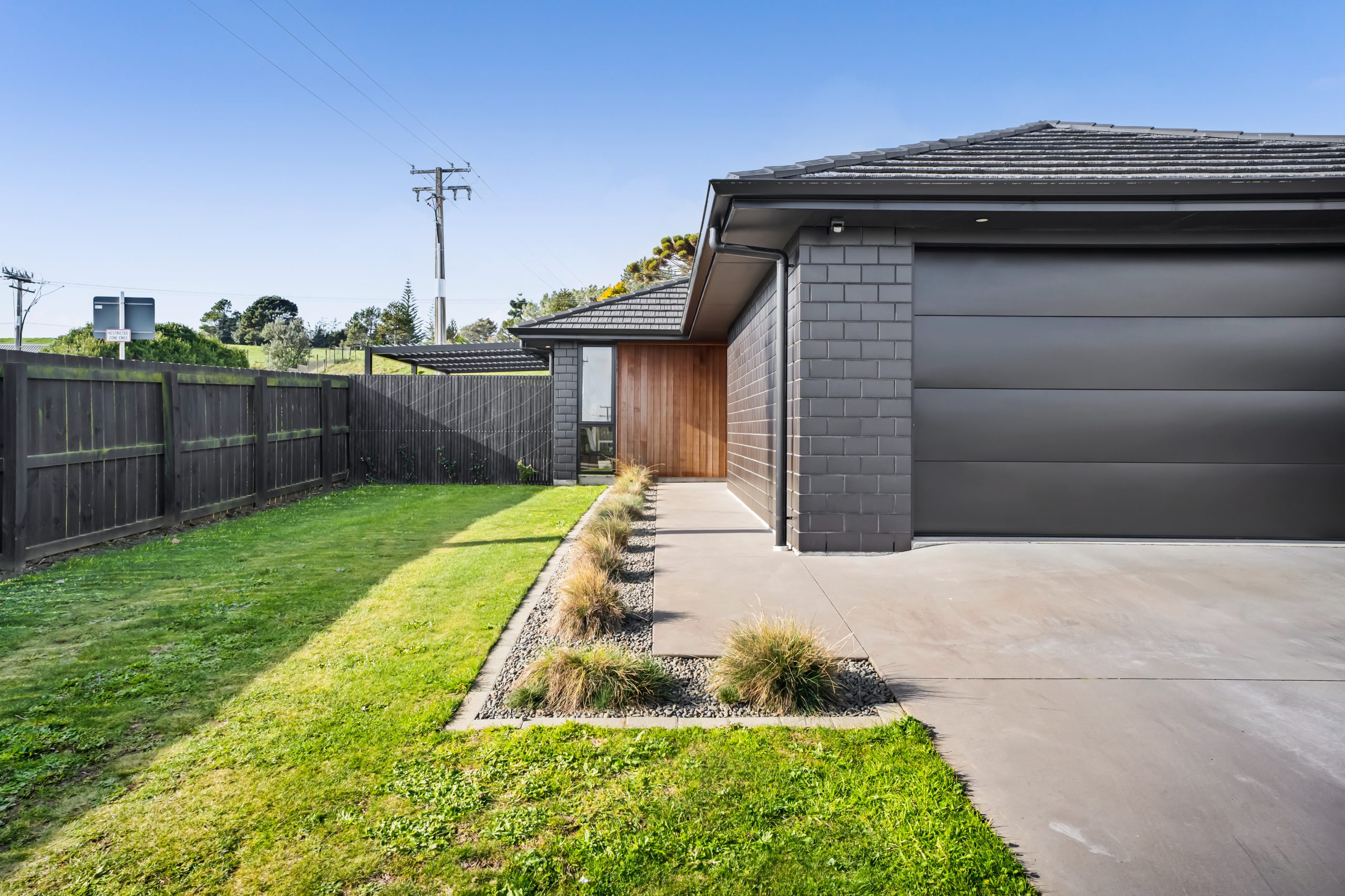 1 Rehua Place, Waiwhakaiho, Taranaki 4312 NZ