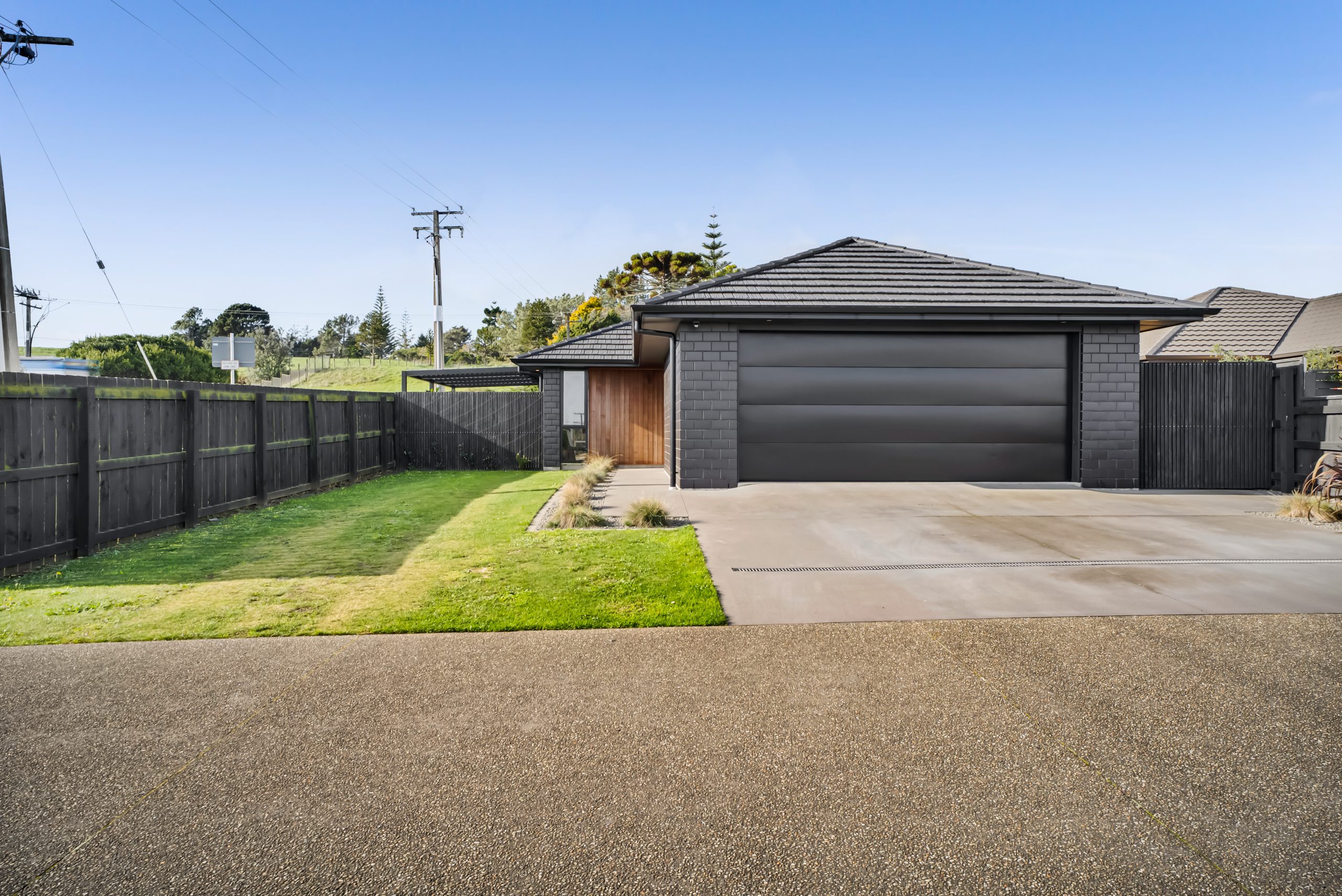 1 Rehua Place, Waiwhakaiho, Taranaki 4312 NZ